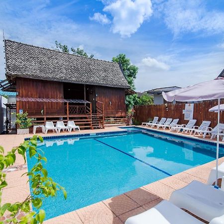 Victor Guesthouse Hua Hin Esterno foto
