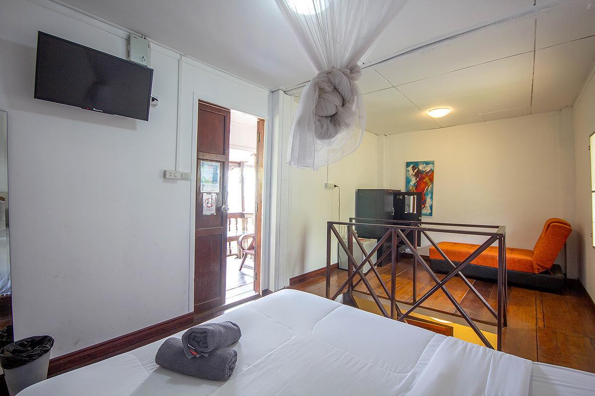 Victor Guesthouse Hua Hin Esterno foto