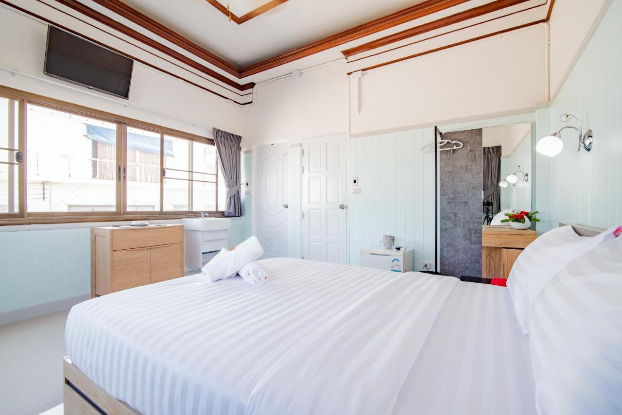 Victor Guesthouse Hua Hin Esterno foto